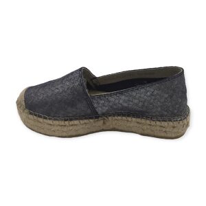 8C96507D 4FF6 4541 8ED0 0581F8586C13