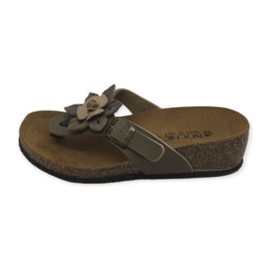 D4646E44 3D12 4285 9CC4 7436812AEF3D