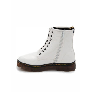 Γυναικεία μποτάκια λουστρίνι Adam's Shoes 829-21504 White Patent - Image 3